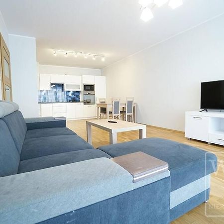 Big Apartment - Old Town - 3 Rooms - Private Parking Breslavia Exterior foto